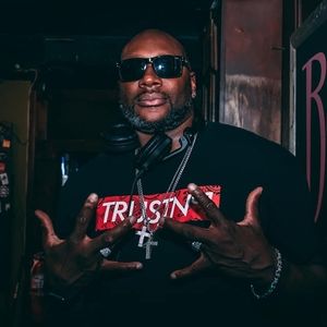 Meet your Posher, Terry